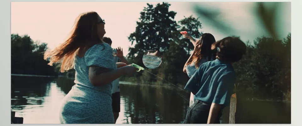 Videohive - Punch Hole Transitions for Davinci Resolve - Elevate your edits effortlessly with high-quality sound effects that complement each visual transition.